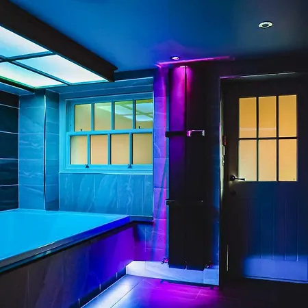 Church By The Cranleigh Boutique * Bowness-on-Windermere