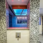 Church By The Cranleigh Boutique Отель *