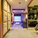 Church By The Cranleigh Boutique * Боунес-он-Уиндермер