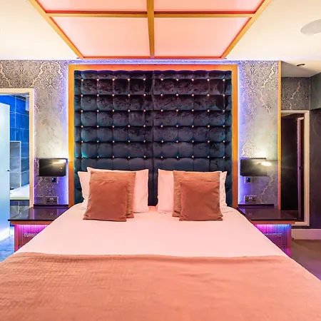 Hotel Church By The Cranleigh Boutique *